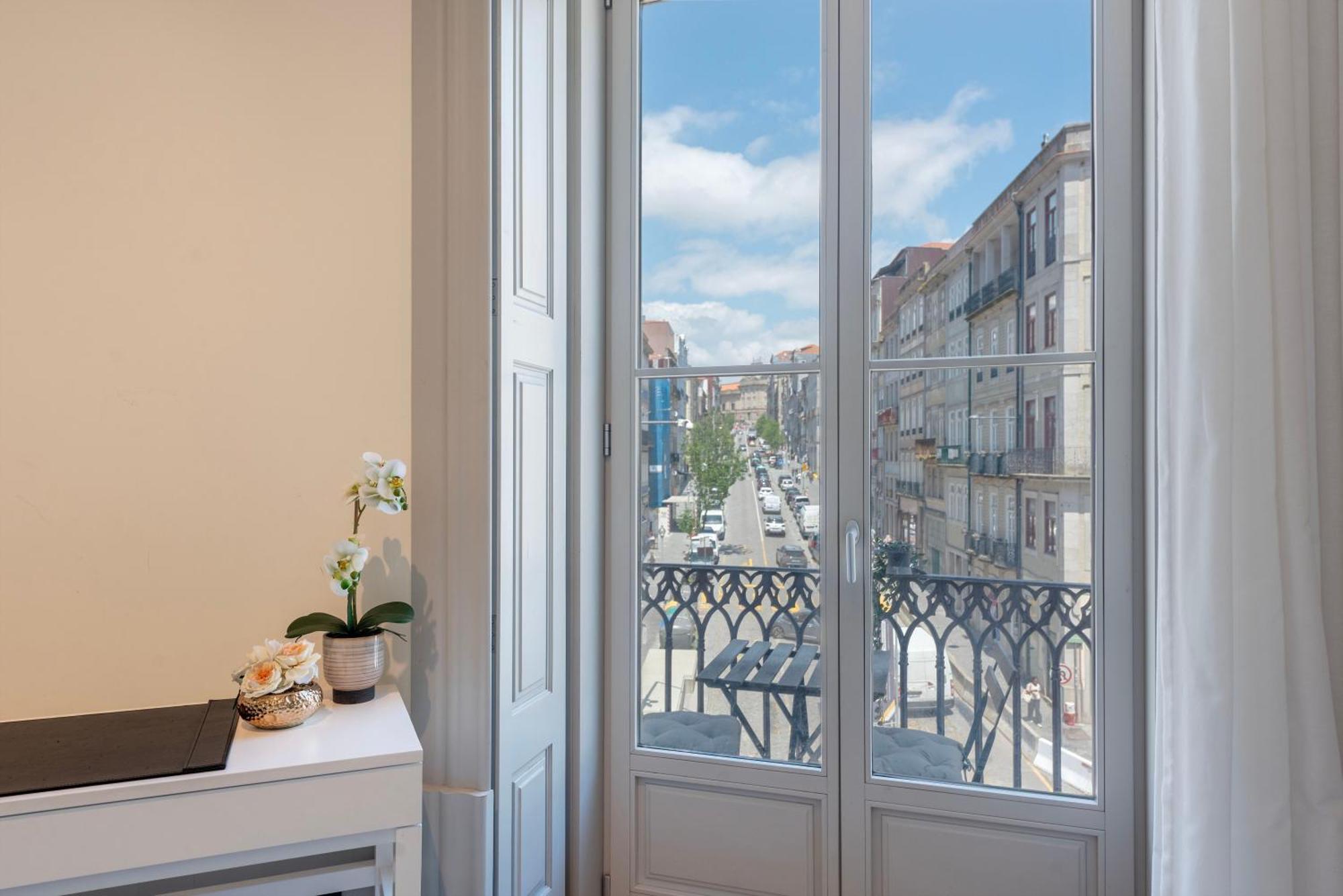Lovelystay Porto Exterior photo